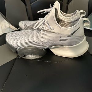 NIKE AIR ZOOM SUPERREP Men's 11 Athletic Training Running Shoes Sneakers Gray